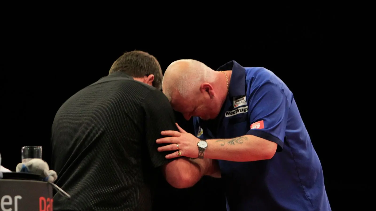 THROWBACK VIDEO: Wade en Thornton gooien allebei negendarter in onderling duel op World Grand Prix